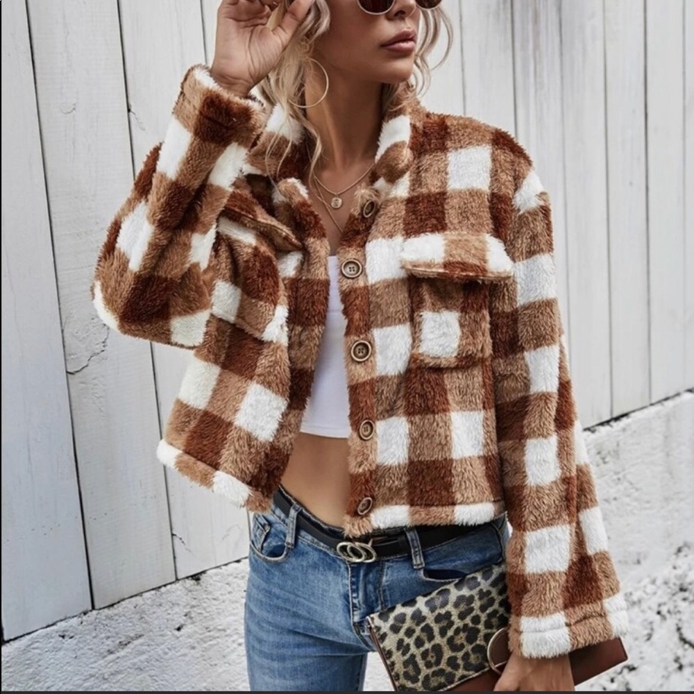 New- Cropped plaid Teddy Bomber Jacket